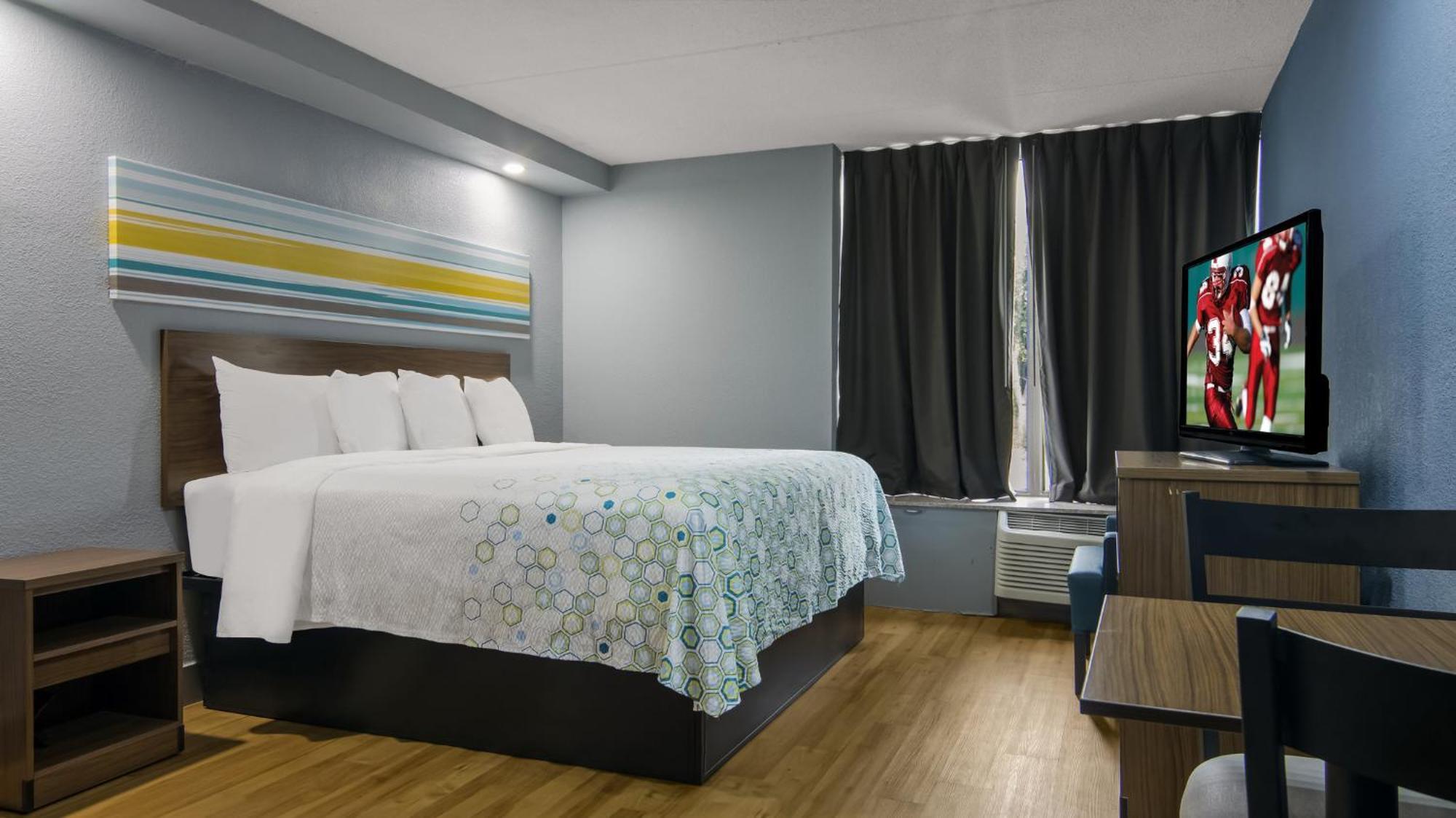 Hometowne Studios By Red Roof And Conference Center Chicago - N Aurora Naperville North Aurora Exteriér fotografie