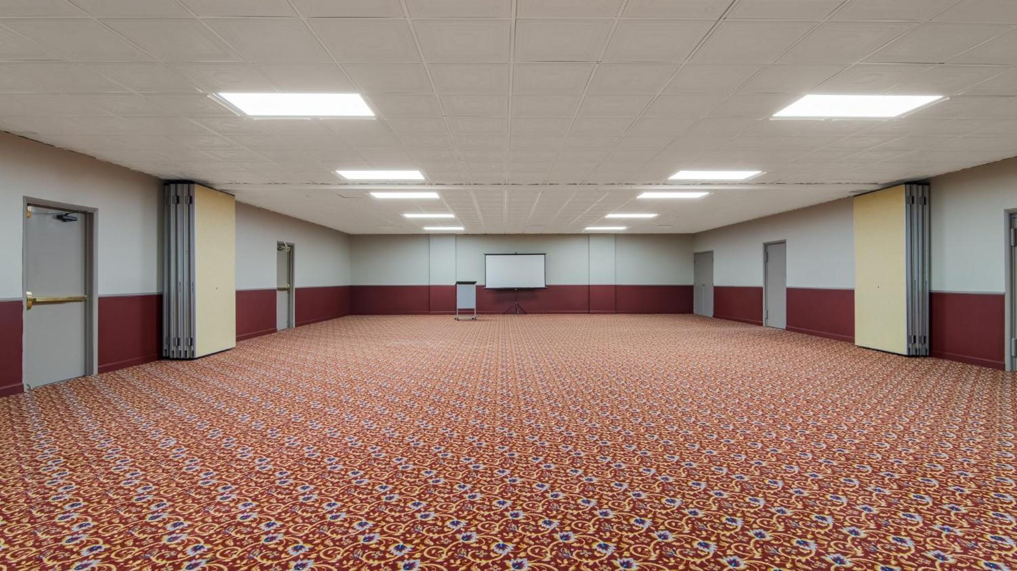 Hometowne Studios By Red Roof And Conference Center Chicago - N Aurora Naperville North Aurora Exteriér fotografie